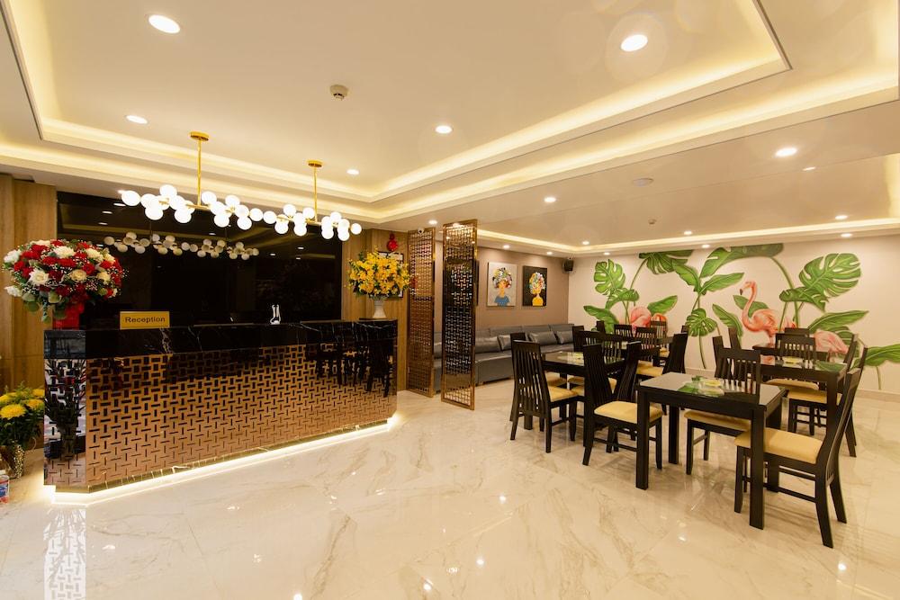 Emily Hotel & Apartment Da Nang Dış mekan fotoğraf