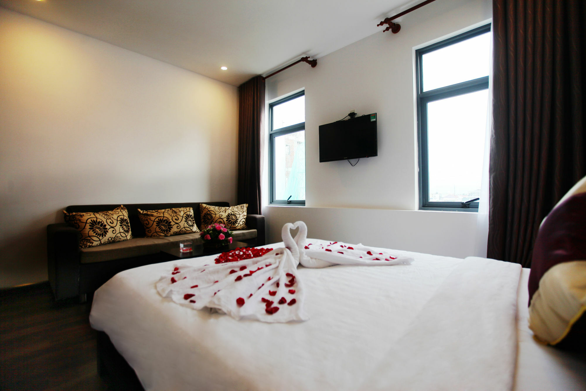 Emily Hotel & Apartment Da Nang Dış mekan fotoğraf